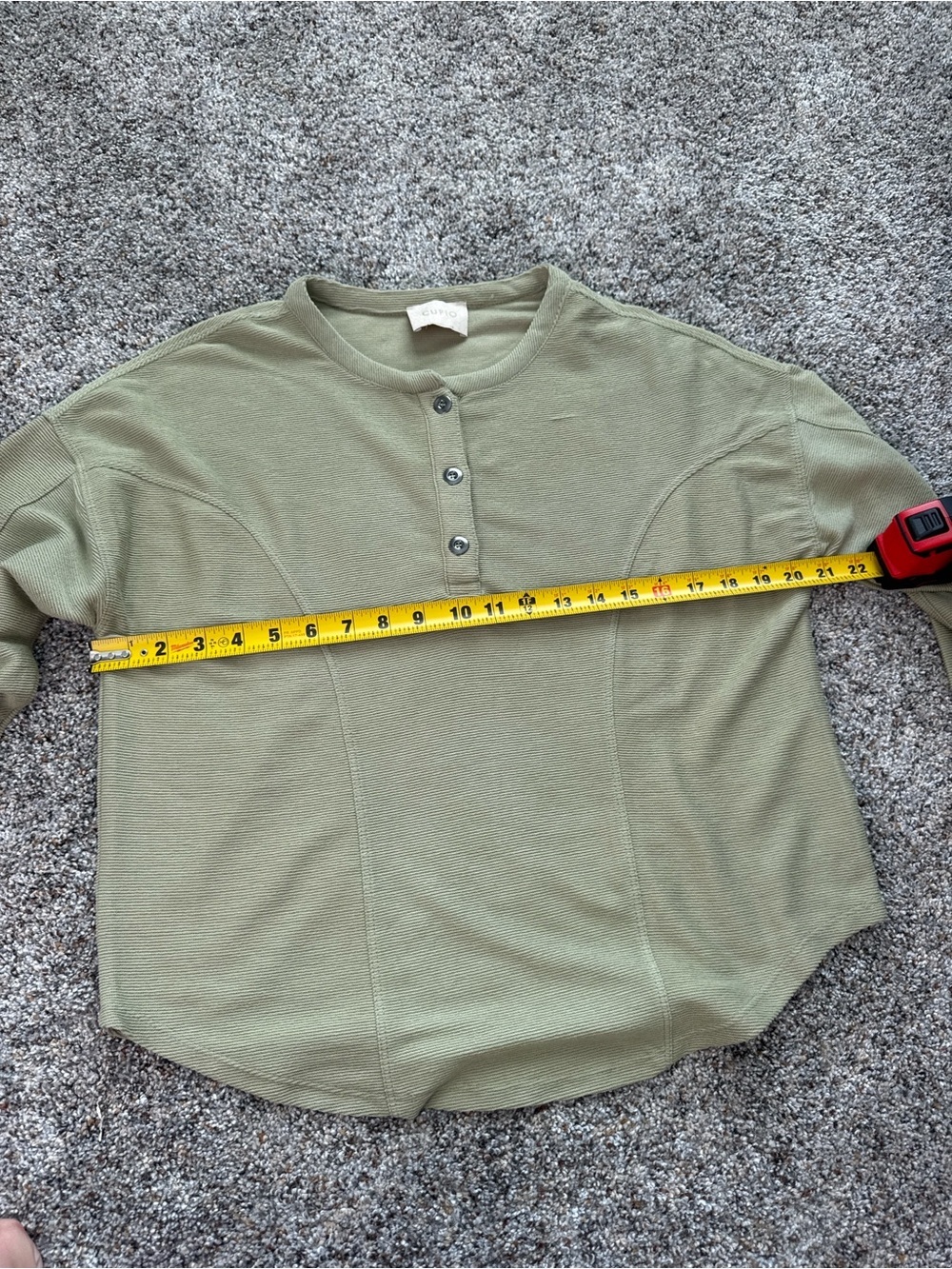 Cupio Olive Long-Sleeve Henley Pullover - Picture 5 of 6